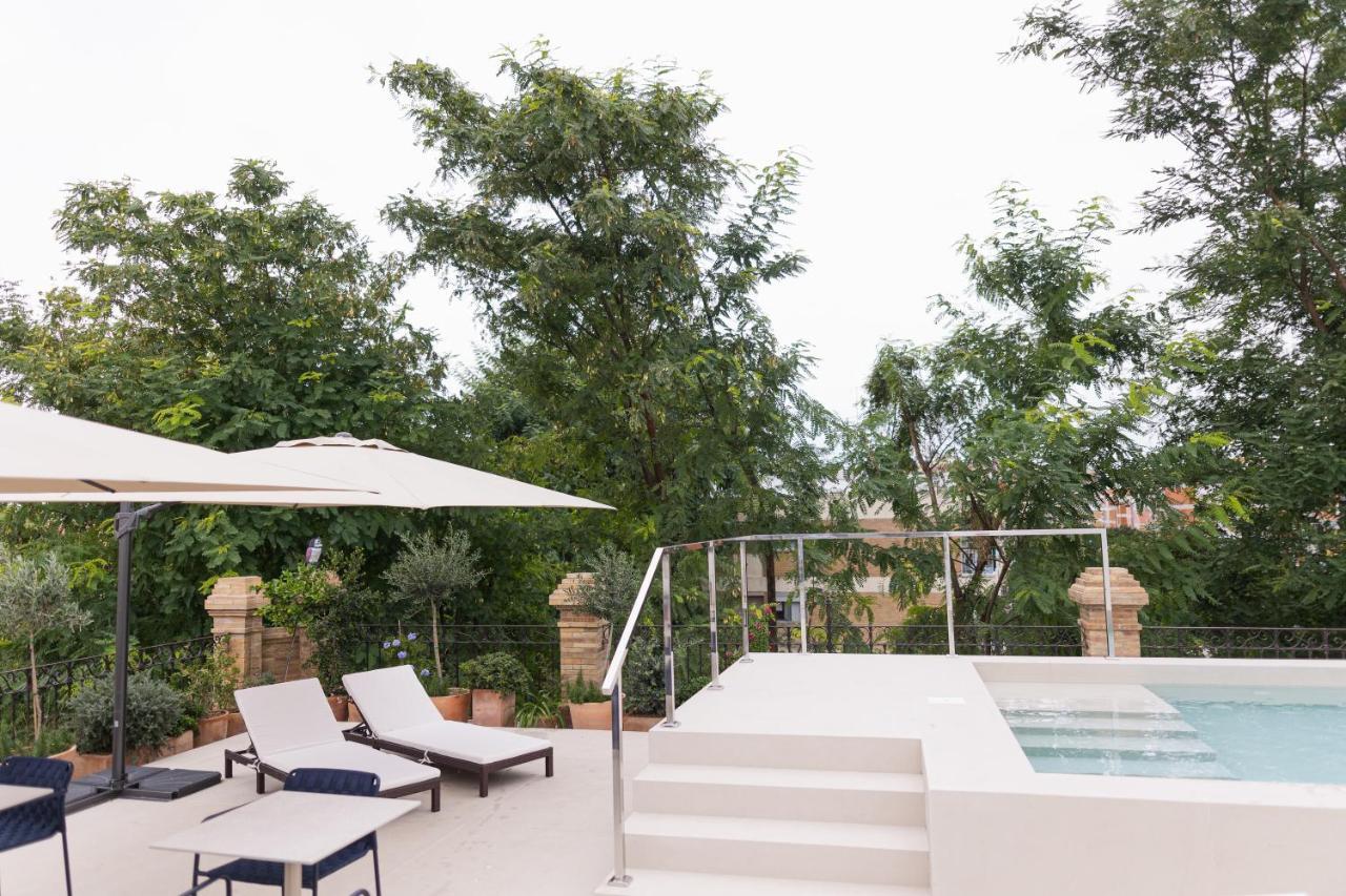 Cavalta Boutique Hotel - Small Luxuy Hotels Seville Exterior photo